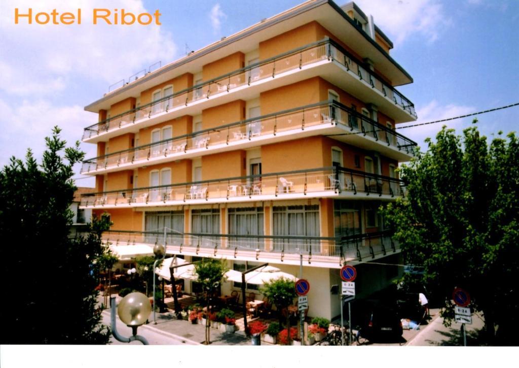 Hotel Ribot Rímini Exterior foto